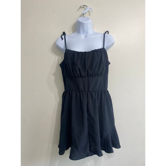 Lily Rose Women's Black Romper Large - Trendy & Stylish - Picture 1 of 11